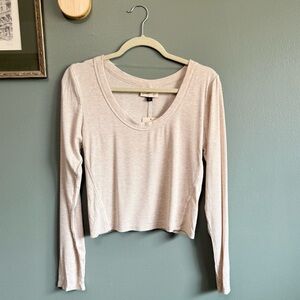 Universal Thread Cropped Long Sleeve Tee